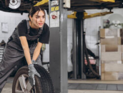 Ban Mobil Cepat Aus? Ini Penyebab dan Cara Merawatnya!