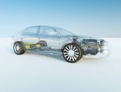 Mengenal Perbedaan Mesin Hybrid dan Mesin Bensin Konvensional