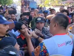 Wartawan Situbondo Diduga Dianiaya Saat Liput Demo, Bupati Jadi Sorotan Saat bersitegang dengan Awak Media